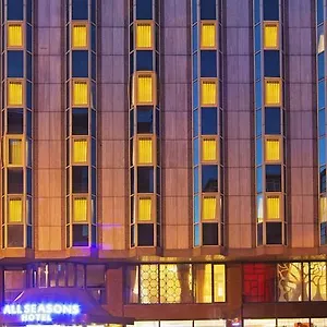 Hotel Seasons ****